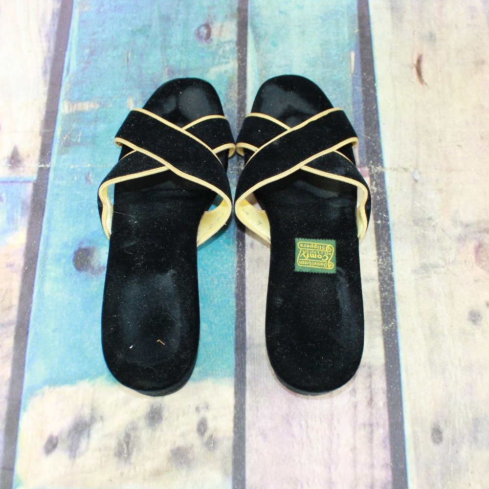 VTG Daniel Green Black Velvet Criss Cross Low Wedge Sandals 7 - Picture 6 of 9